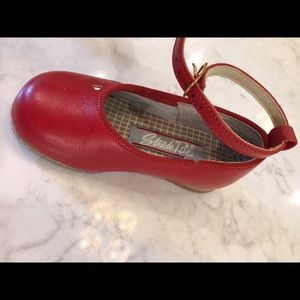 Girls red dress shoes- size 5